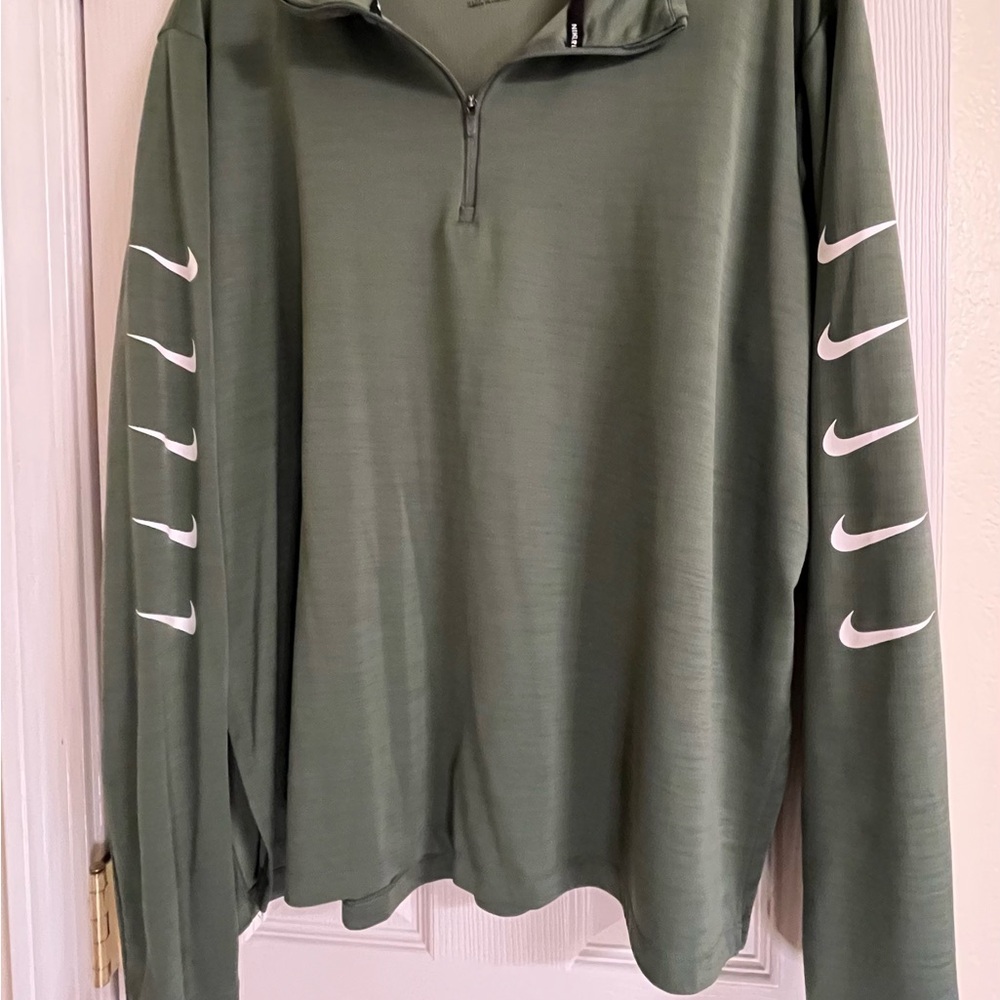 Nike Green Sweatshirt Cozy Comfort